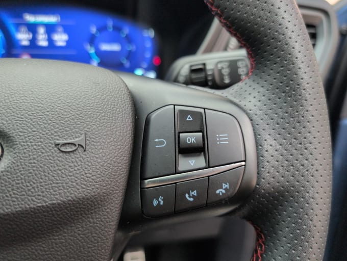 2025 Ford Kuga