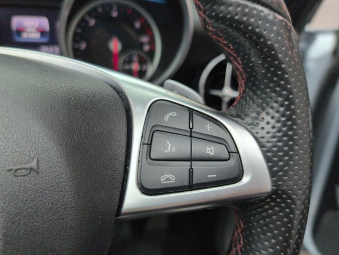 2025 Mercedes-benz Slc
