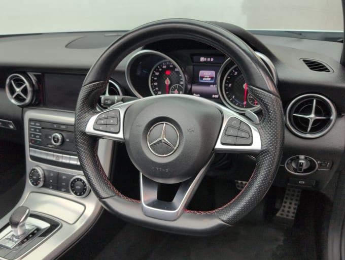 2025 Mercedes-benz Slc