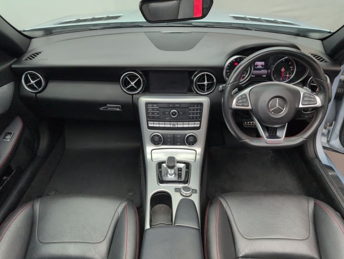 2025 Mercedes-benz Slc