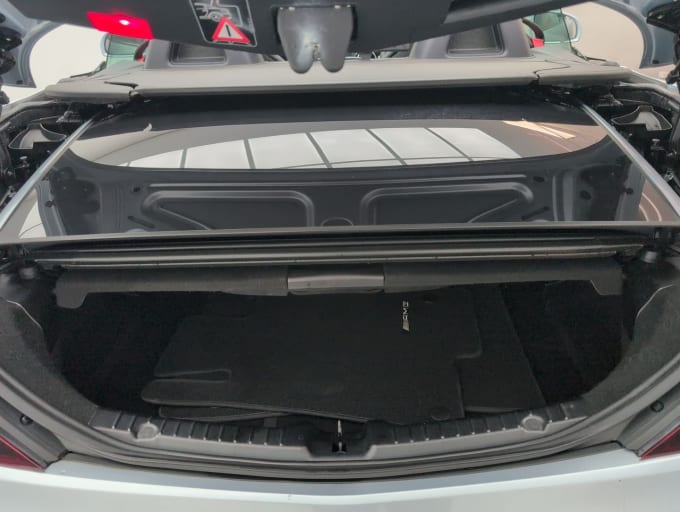2025 Mercedes-benz Slc