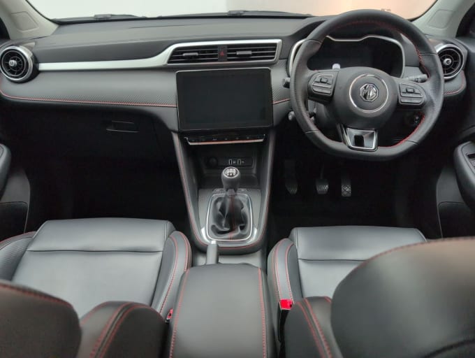 2025 Mg Mg Zs