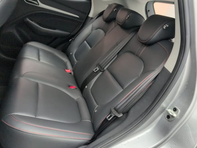 2025 Mg Mg Zs