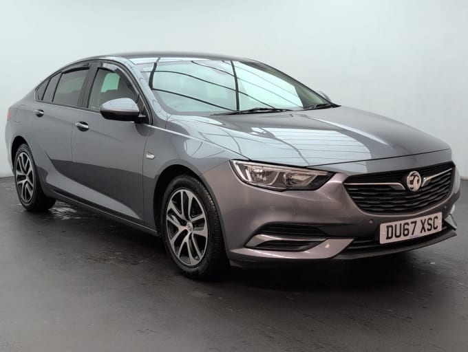 2025 Vauxhall Insignia