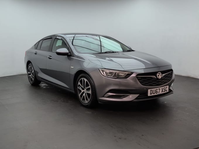 2025 Vauxhall Insignia