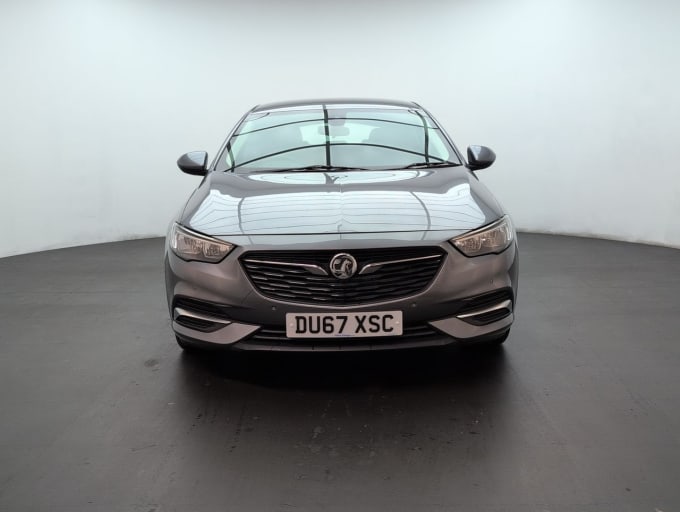 2025 Vauxhall Insignia