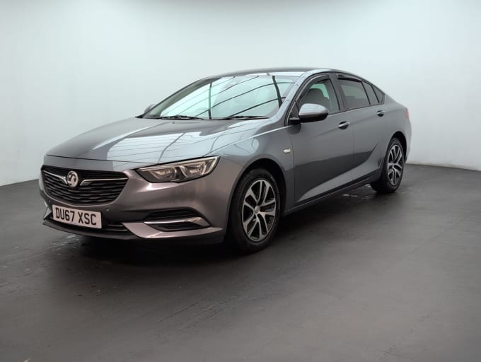 2025 Vauxhall Insignia