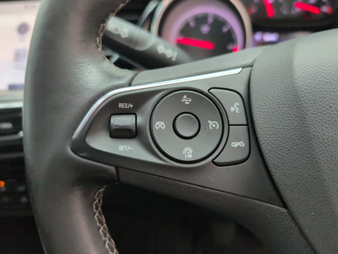 2025 Vauxhall Insignia
