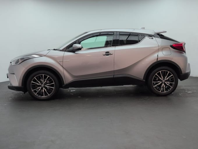 2025 Toyota C-hr