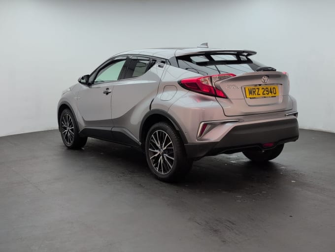2025 Toyota C-hr