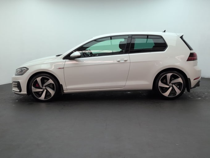 2025 Volkswagen Golf