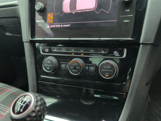 2025 Volkswagen Golf