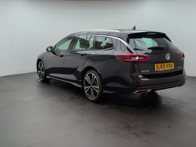 2025 Vauxhall Insignia