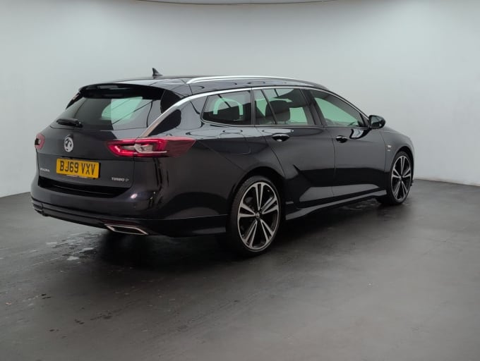 2025 Vauxhall Insignia