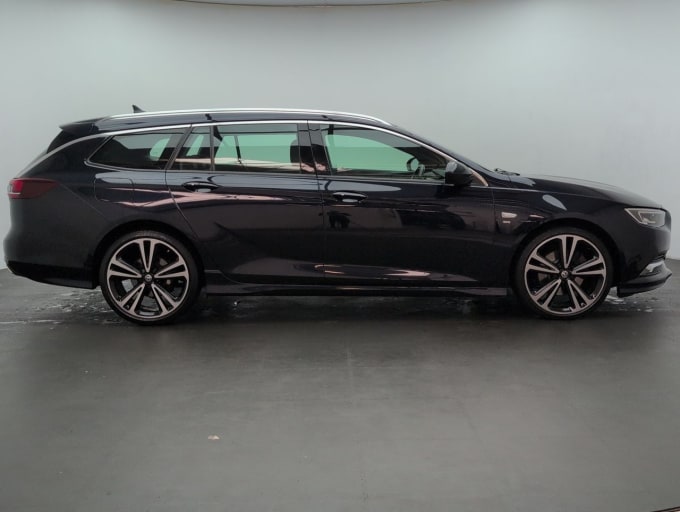 2025 Vauxhall Insignia