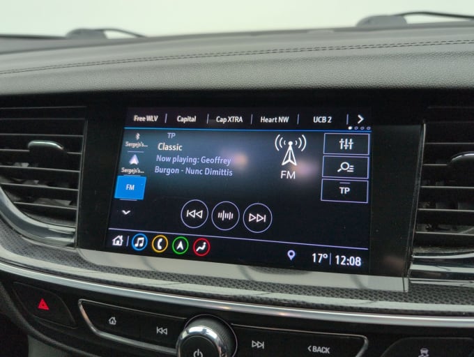 2025 Vauxhall Insignia
