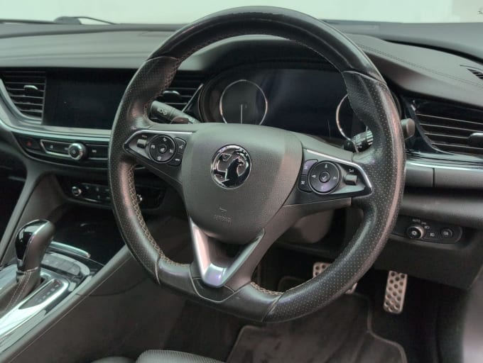 2025 Vauxhall Insignia