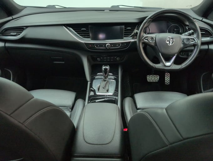 2025 Vauxhall Insignia
