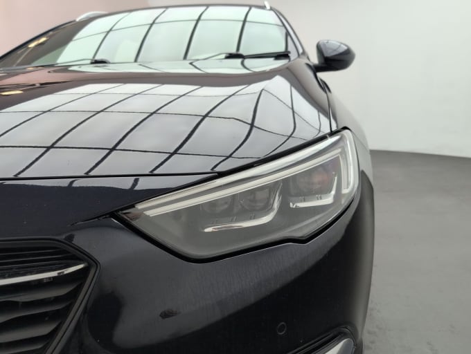 2025 Vauxhall Insignia