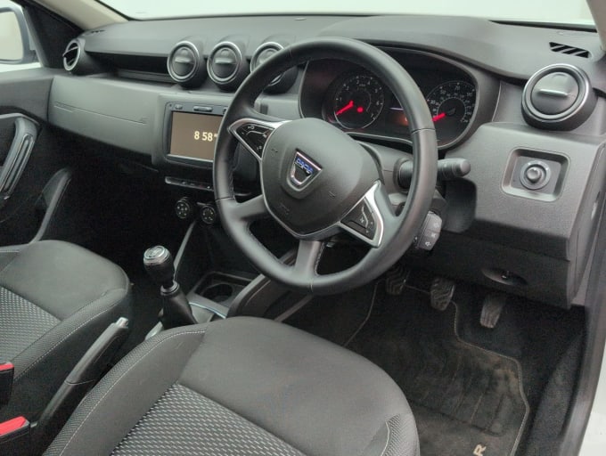 2025 Dacia Duster