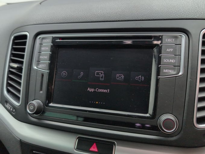 2025 Volkswagen Sharan
