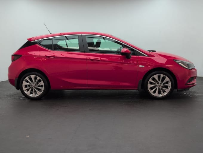2025 Vauxhall Astra