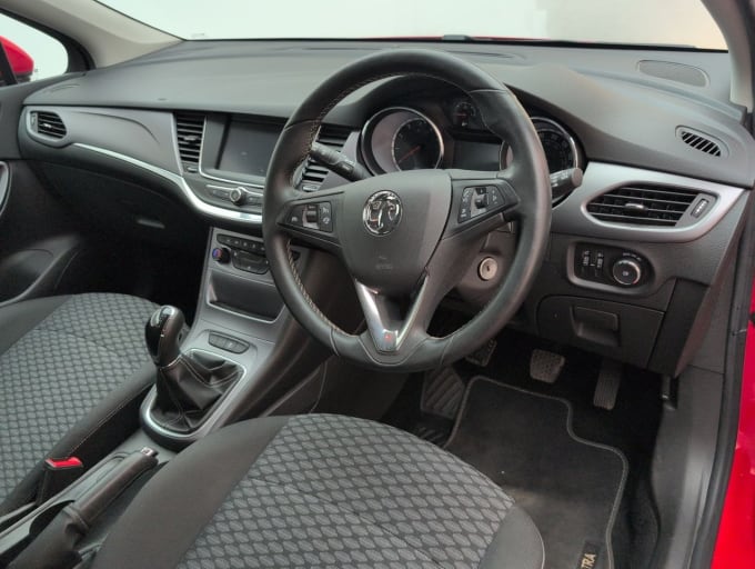 2025 Vauxhall Astra