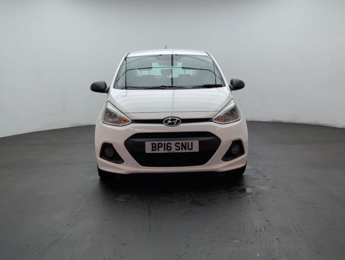 2025 Hyundai I10