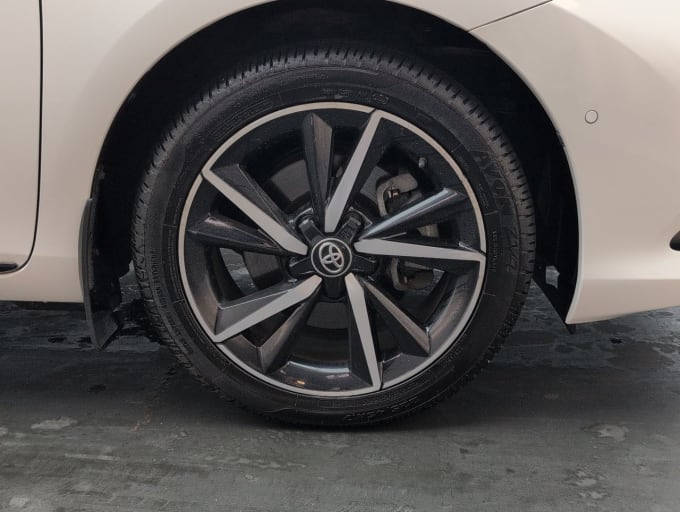 2025 Toyota Auris