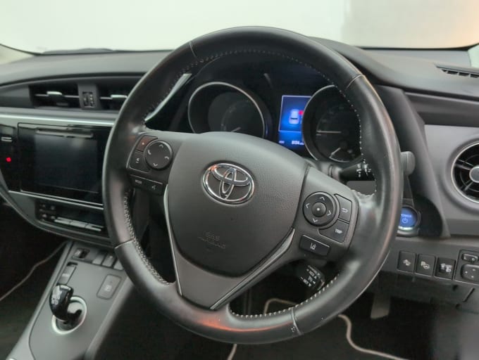 2025 Toyota Auris
