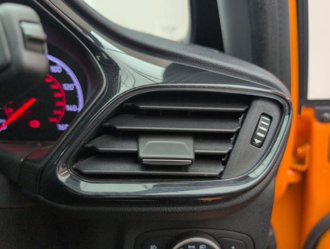 2025 Ford Fiesta