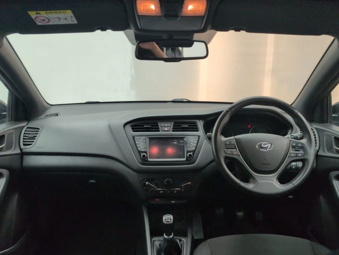 2025 Hyundai I20