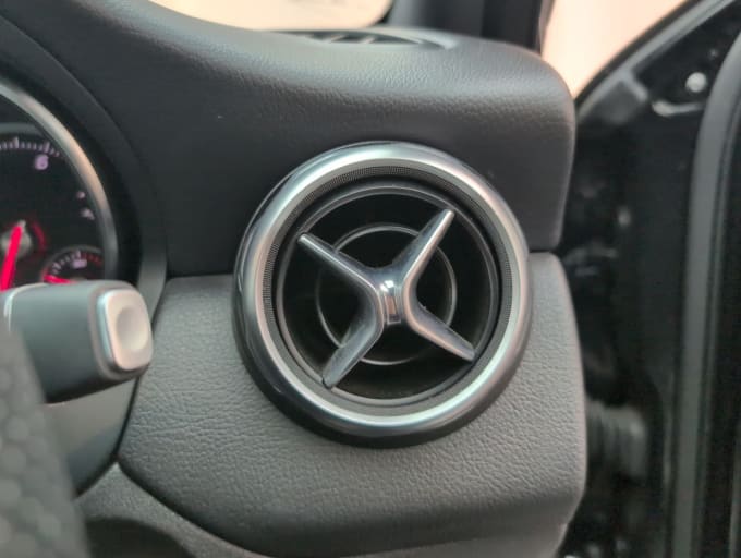 2025 Mercedes-benz Gla Class