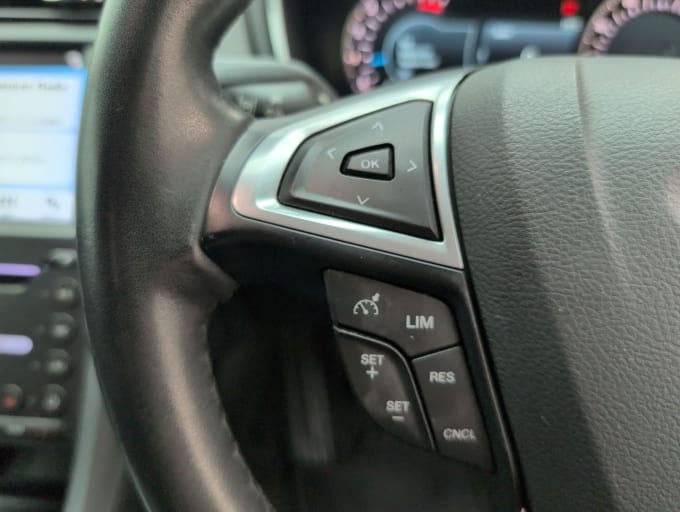 2025 Ford Mondeo