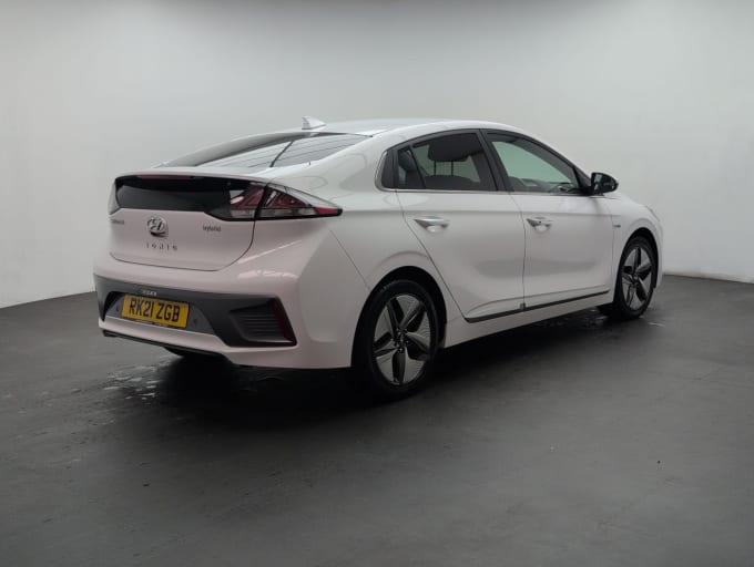 2025 Hyundai Ioniq