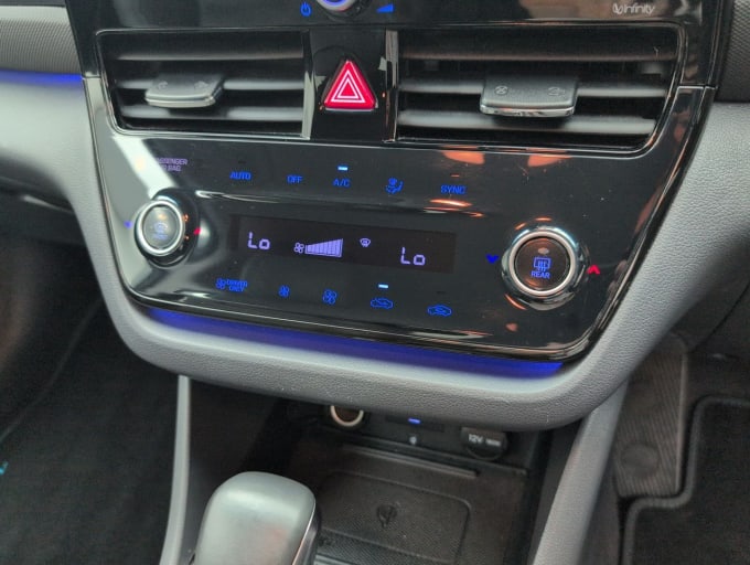 2025 Hyundai Ioniq