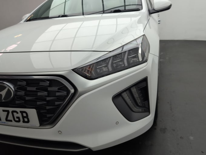 2025 Hyundai Ioniq