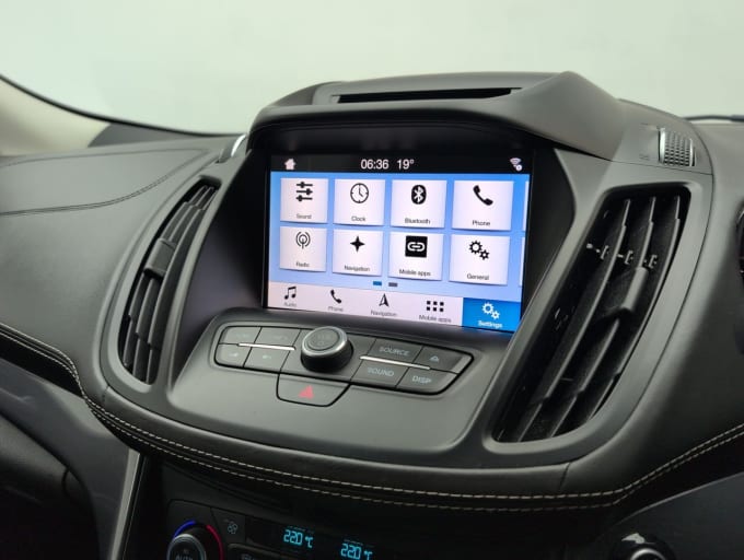 2025 Ford Kuga
