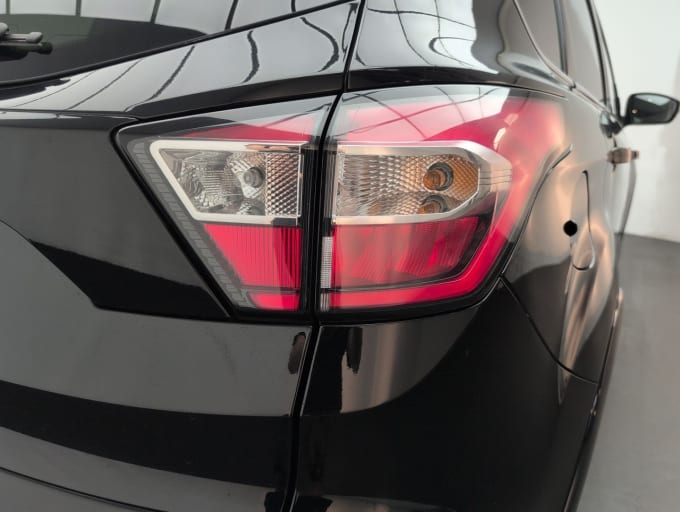2025 Ford Kuga
