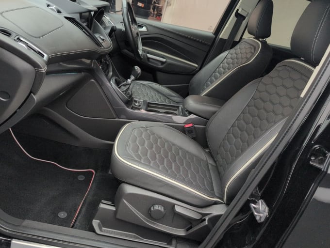 2025 Ford Kuga