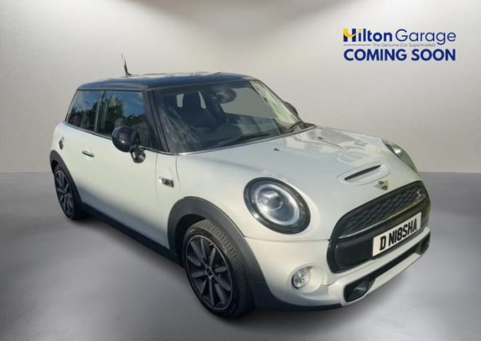2025 Mini Hatch