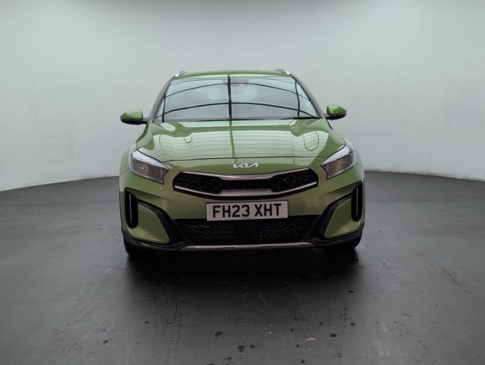 2025 Kia Xceed