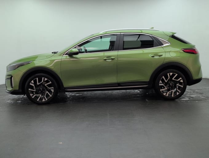 2025 Kia Xceed