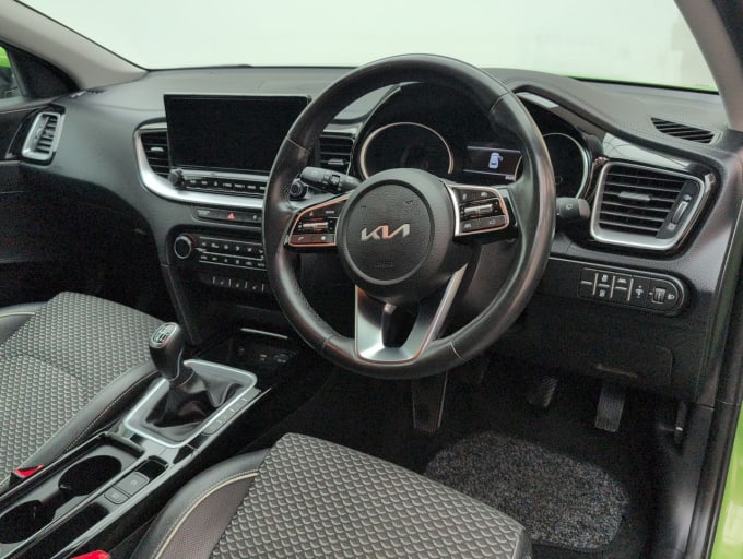 2025 Kia Xceed