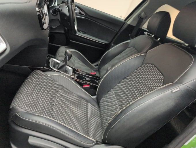 2025 Kia Xceed