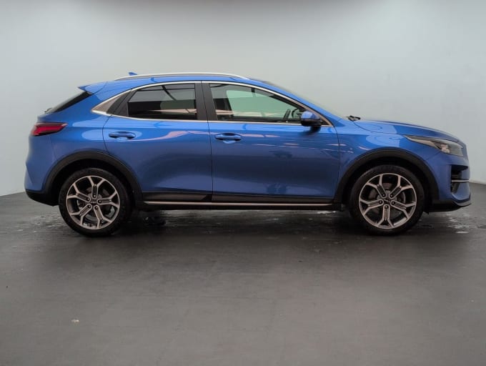 2025 Kia Xceed