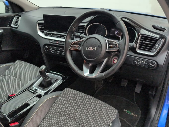 2025 Kia Xceed