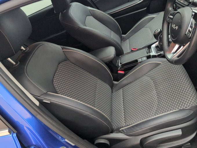 2025 Kia Xceed