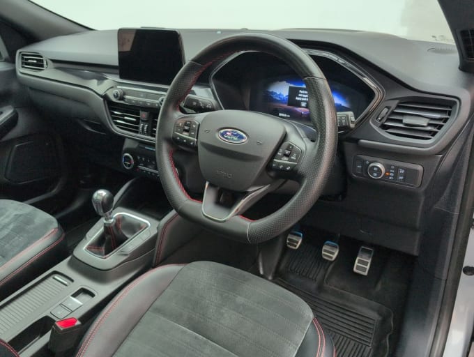 2025 Ford Kuga