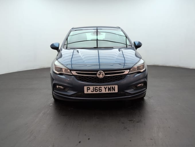 2025 Vauxhall Astra